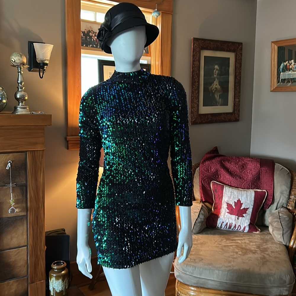 Fabulous green sequin dress